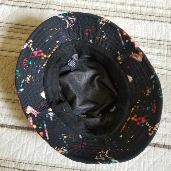 Neff City Lights Bucket Hat - Picture 3 of 6